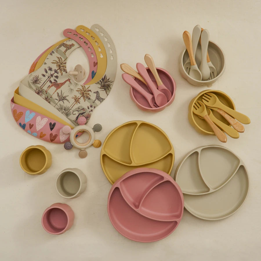 New Edition 8-piece Colourful Baby Feeding Set
