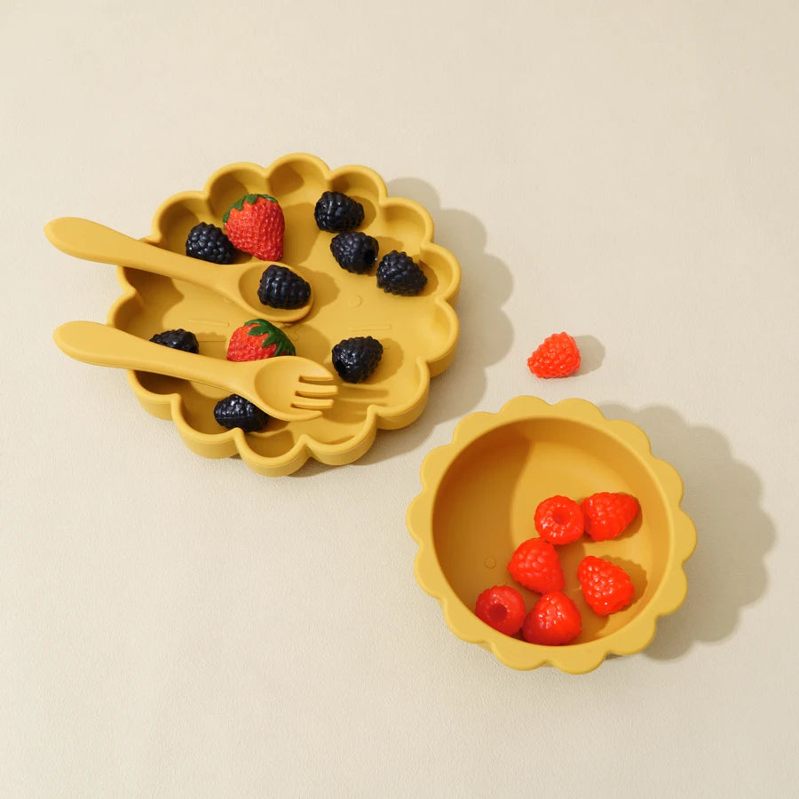 4 pcs Lion Shape Silicone Baby Plate and Bowl Set