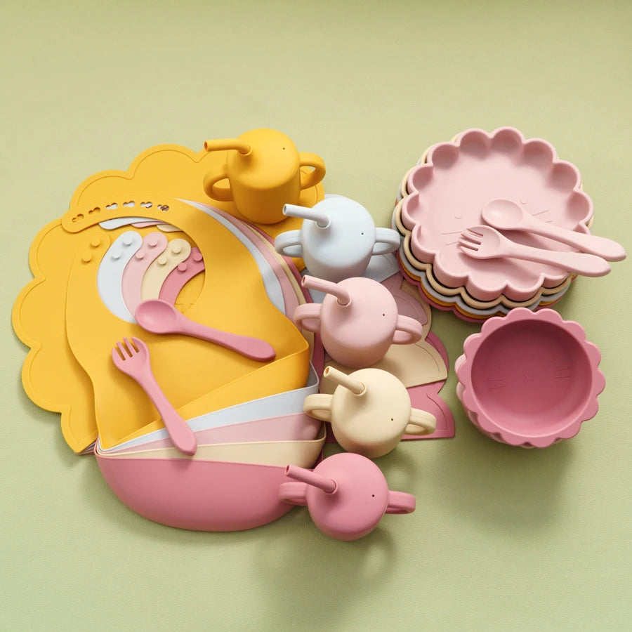 Lion shape 7PCS Baby Silicone Tableware Set