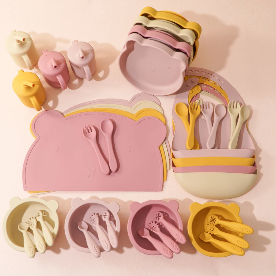 Teddy 10 pcs Silicone Baby Feeding Set